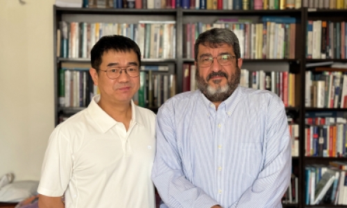 德黑蘭大學政治學教授伊扎迪與宋忠平一行會