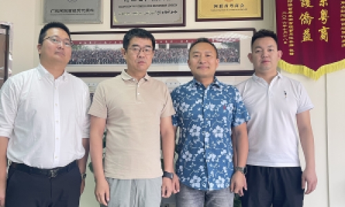 宋忠平一行到訪阿聯酋廣東商會